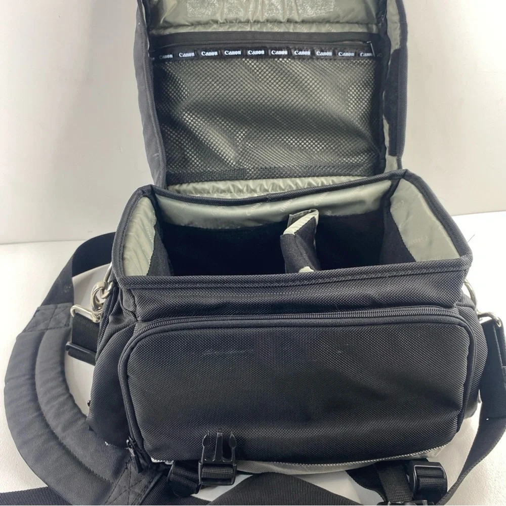 Canon 200DG Digital Gadget Bag - Black